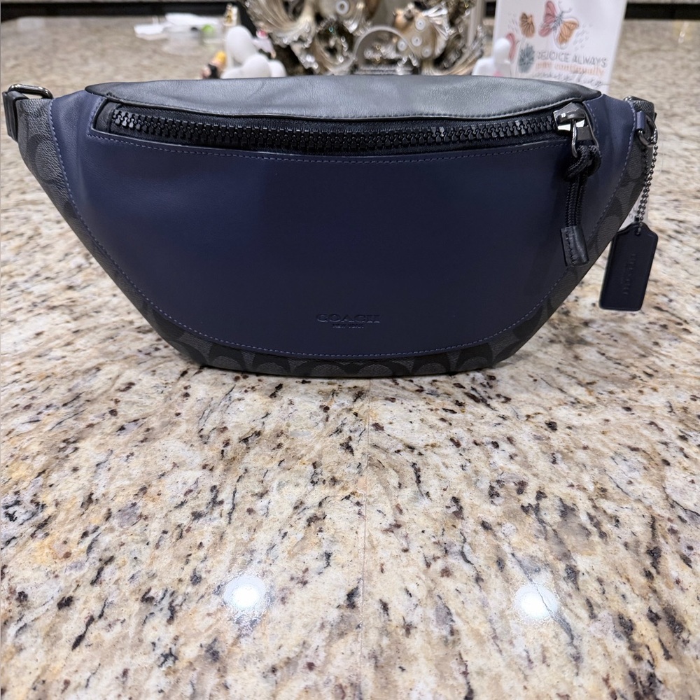 NWT  Large Coach Warren Colorblock Leather and Signature Canvas Belt Bag